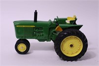 JOHN DEERE TRACTOR ERTL 1/16