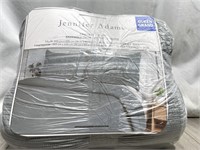 Jennifer Adams Queen 3-piece Quilt Set