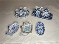 Transfer ware/Blue & white teapot