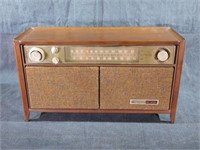 Retro General Electric Radio
