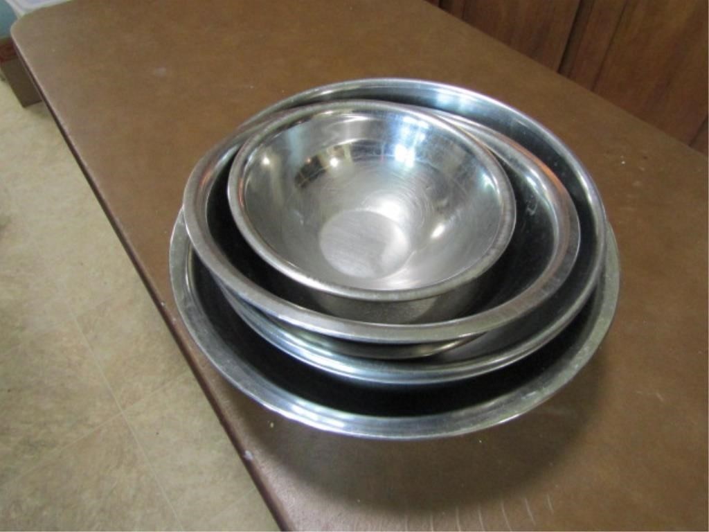 STAINLESS STEEL MIXING BOWLS