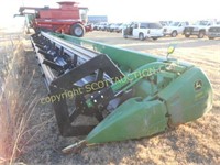 2004 JD 635F 35' Hydraflex header