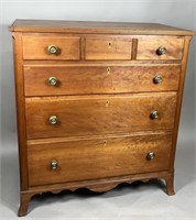 Hepplewhite chest of drawers ca. 1810; in cherry