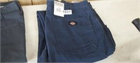DICKIES JEANS SIZE 34 X 30, NEW WITH TAGS