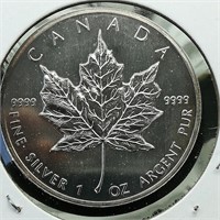 1988 Canada $5 Silver Coin Maple Leaf 1 t oz.