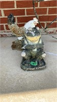 Frog Statue, Chicken Statue