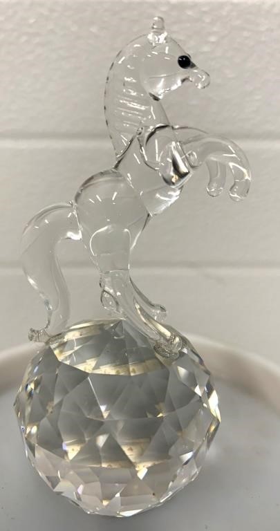 LaBut AB. Chrystal Horse Figurine (3 1/2"L)