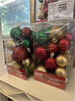 5 boxes of mini shatterproof ornaments 20ct@