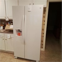 Kenmore 25 cu. Ft. Side/side Refrigerator/Freezer