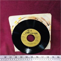 Gordon Lightfoot 45-RPM Record (Vintage)