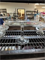 VTG PEDESTAL GLASS CAKE PLATTER