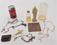 Lot d'objets religieux dont bouteille Oratoire