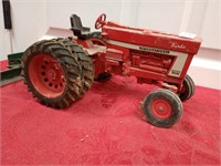 1466 ih display tractor with grader