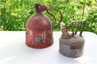 Jurite Antique Oil Cans