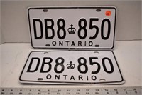 Pair of Ontario license plates