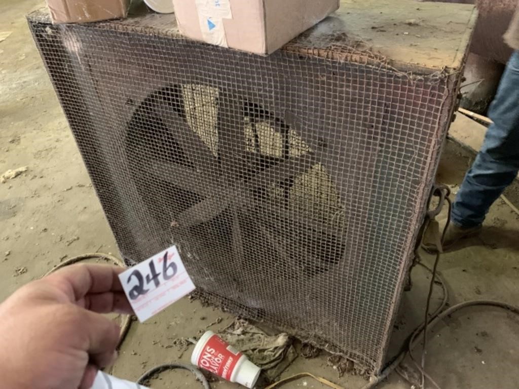 4' x 4' +/- Fan