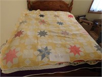 star quilt 90 x 90 (great shape)