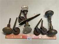 GREAT LOT OF ANTIQUE KNOBS W CASTERS