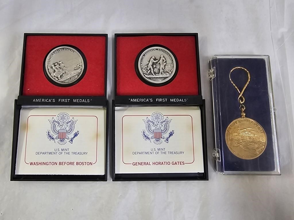 2 America's First Medals & Hawaii Souvenir