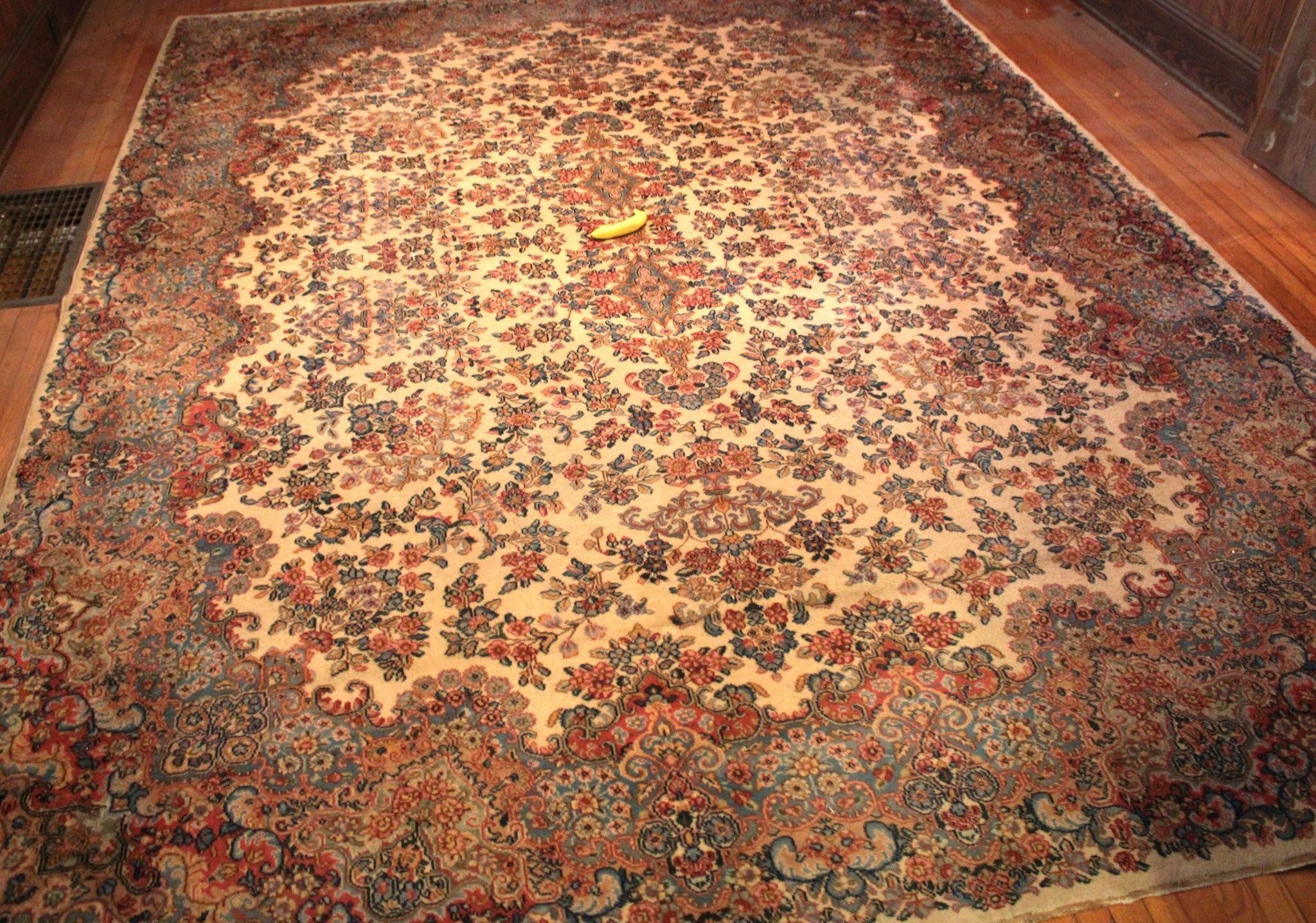 Lg. Karastan Oriental Wool Area Rug 10' x 12'