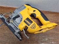 DEWALT Cordless Variable Speed Jig Saw GWO