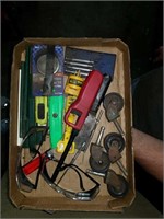 Utility knives, mini screw drivers, & Misc