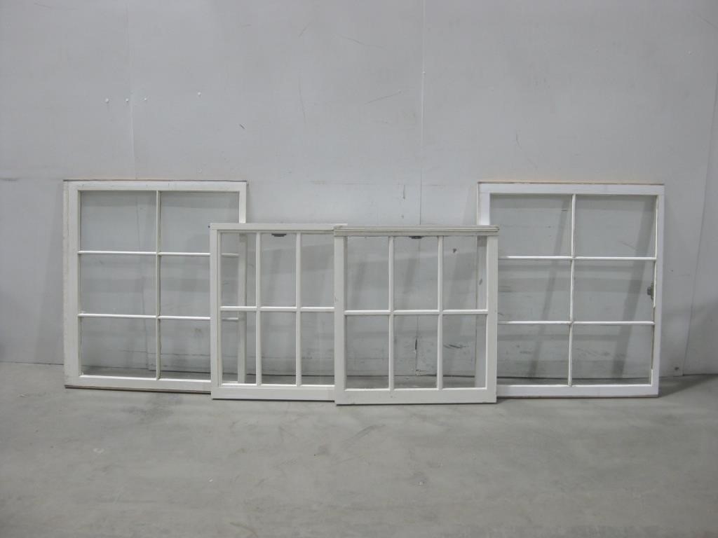 Four AVtgWindow Panes See Info