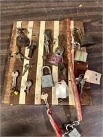 Lot Of Antique Vintage Keys And padlocks