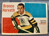 1960-61 Topps NHL Bronco Horvath Card #54