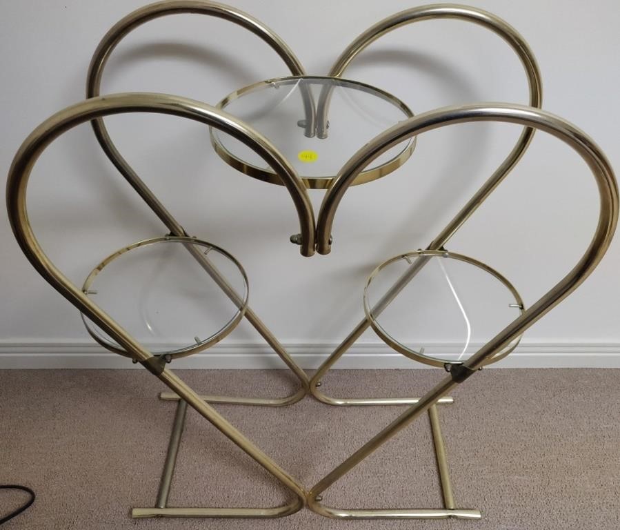 Heart Shaped 3 Shelf Plant Stand