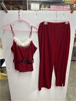 Size XL women’s Santa pajama set
