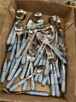 FLATWARE LOT