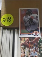 ASSORTED FOOTBALL CARDS
