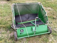 D2. John Deere 38T grass catcher