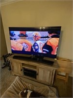 TV and surround sound with subwoofer