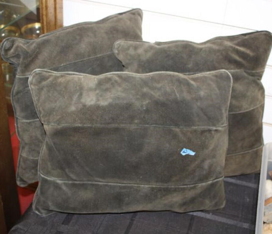 SET OF 3 SUEDE/LEATHER PILLOWS