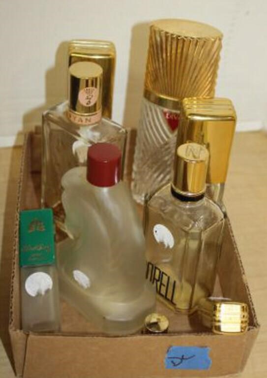 SELECTION OF EMTPY PERFUME BOTTLES