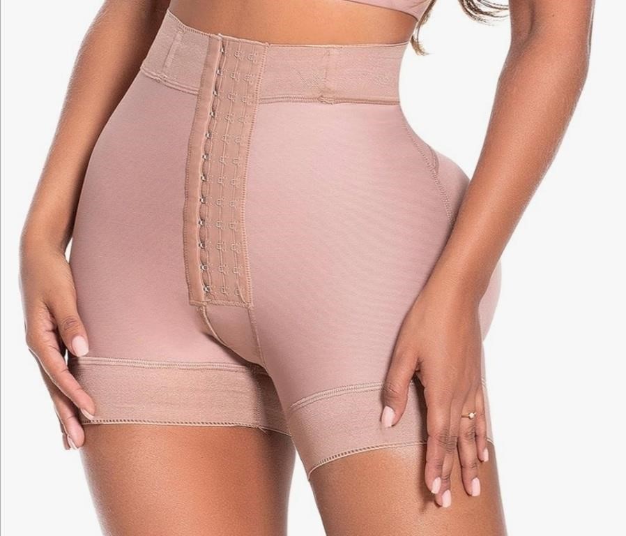 Used (Size XS) Shorts Colombiana High Waist Butt