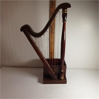 harp with box
