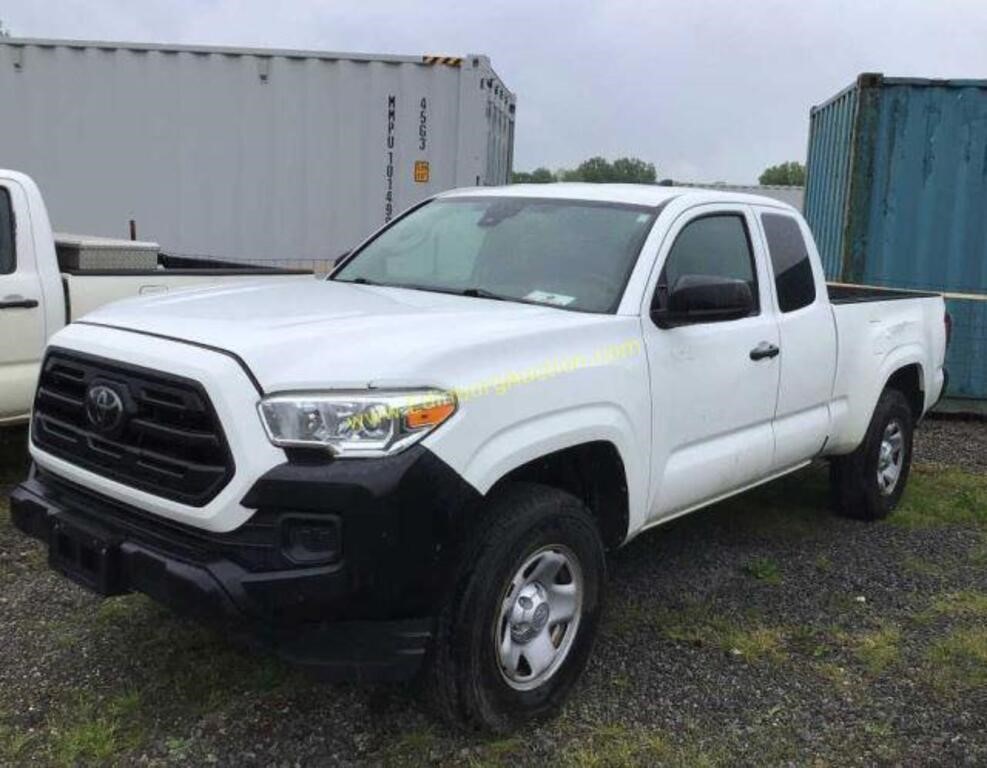 2019 TOYOTA TACOMA 4X4