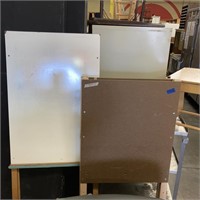lot of easel/whiteboards