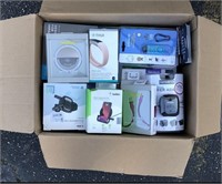 Box Lot of Miscellaneous Small Electronics and