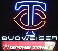 Minnesota Twins Budweiser Neon Beer Light / Sign