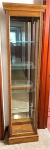 6'x16" lighted glass curio - VG condition
