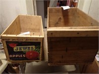 Jewel Yakina Apples Wooden Box - 9"Wx17"Dx8"H +