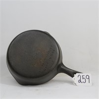 #3 CAST IRON SKILLET MADE IN USA