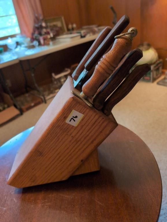 Knife block w Imperial knives and sharpener