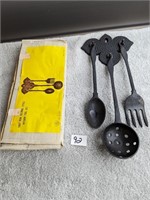Cast Iron Colonial Style Kitchen Tool Set in Box