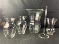 5 various sizes glass vases