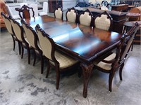 LEXINGTON TRUMP COLLECTION DINING ROOM TABLE WITH